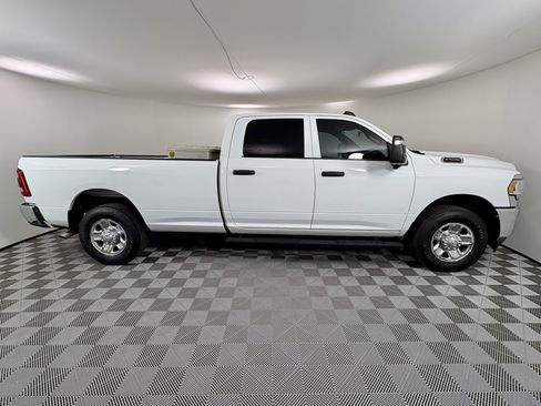 Used 2024 RAM 2500 Tradesman w/ Towing Technology Group image 6