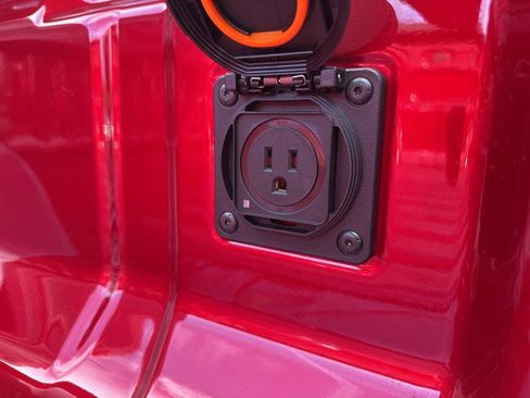 New 2026 GMC Canyon AT4 w/ Technology Plus Package image 53