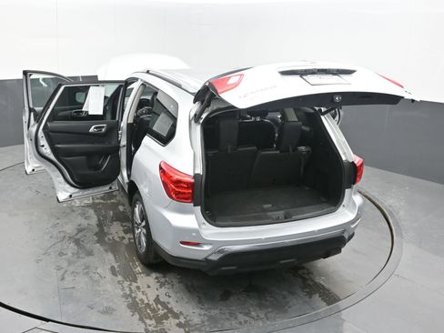 Used 2020 Nissan Pathfinder SL image 42