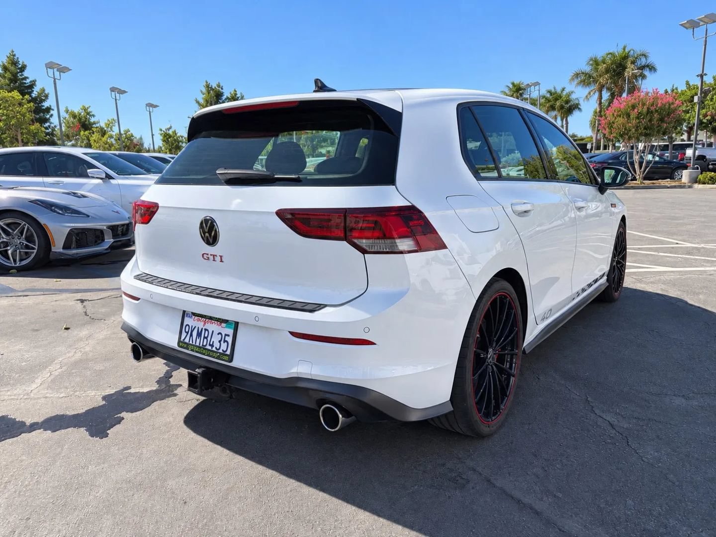 Used 2023 Volkswagen GTI 40th Anniversary Edition FWD image 9