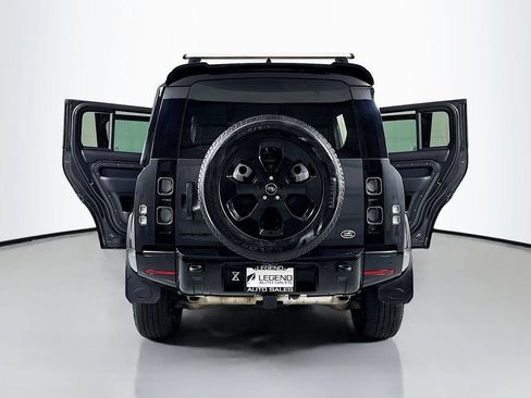 Used 2022 Land Rover Defender 110 X AWD/4WD image 24