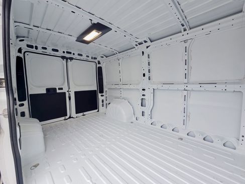 Used 2024 RAM ProMaster 3500 w/ Convenience Group image 14