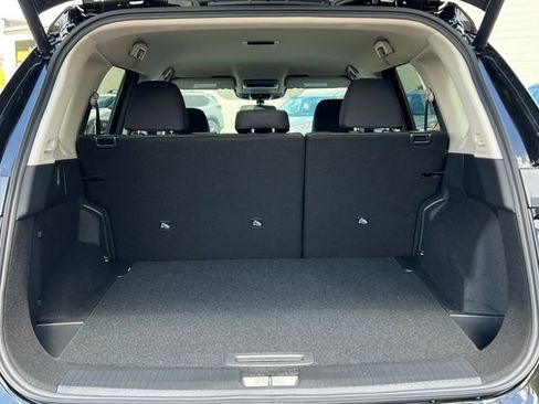 New 2026 Nissan Rogue SV w/ Cold Weather Package AWD/4WD image 35