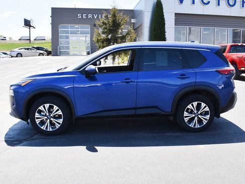 Used 2023 Nissan Rogue SV w/ SV Premium B Package AWD/4WD image 2