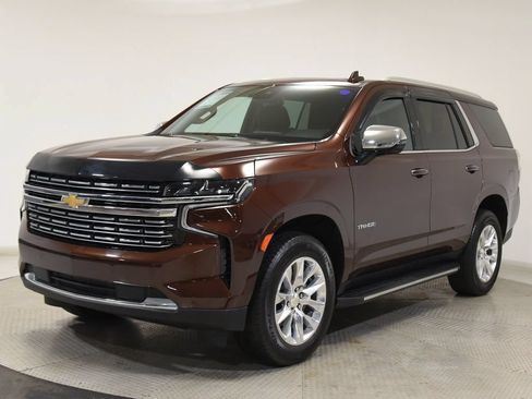 Used 2023 Chevrolet Tahoe Premier AWD/4WD image 5
