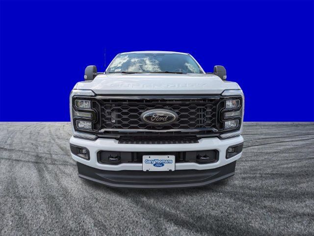 Certified 2026 Ford F250 XLT w/ XLT Premium Package AWD/4WD image 9