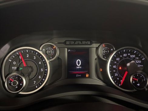 Used 2025 RAM 2500 Tradesman w/ Chrome Appearance Group image 36