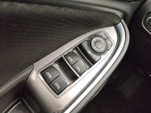 Used 2017 Chevrolet Malibu LT image 27