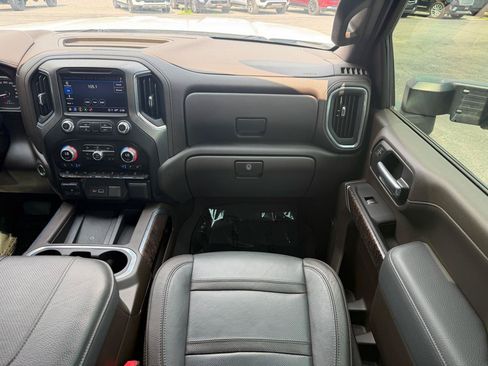 Used 2023 GMC Sierra 2500 Denali w/ Technology Package AWD/4WD image 28