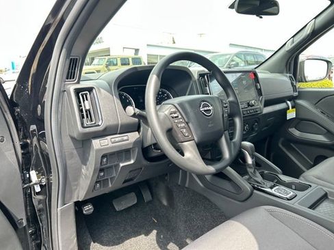 New 2026 Nissan Frontier SV AWD/4WD image 19