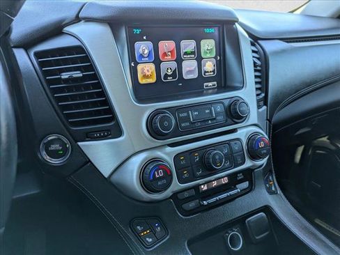 Used 2017 GMC Yukon SLT AWD/4WD image 14