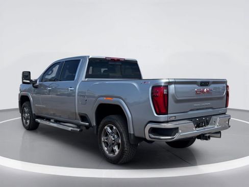 Used 2025 GMC Sierra 2500 SLT w/ SLT Premium Package AWD/4WD image 3
