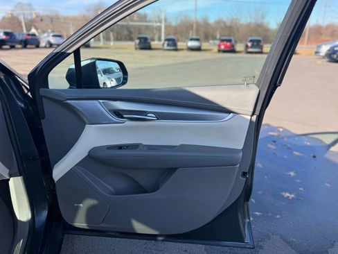 Used 2020 Cadillac XT5 Premium Luxury image 20