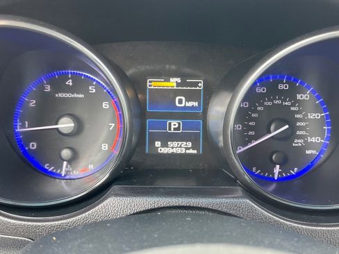 Used 2017 Subaru Outback 2.5i Premium image 14