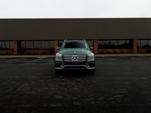 New 2026 Mercedes-Benz GLS 450 4MATIC image 7