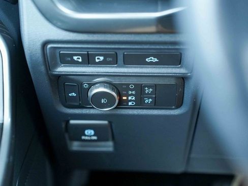 Used 2022 Ford F150 XLT w/ Equipment Group 302A High image 25