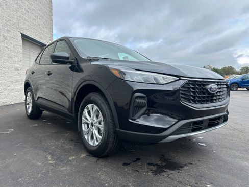 New 2026 Ford Escape Active w/ Cold Weather Package image 19