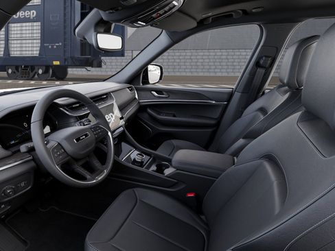 New 2026 Jeep Grand Cherokee L Limited RWD image 22