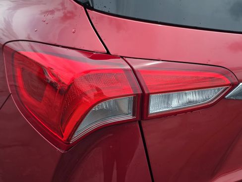 Used 2020 Buick Envision Essence w/ LPO, Cargo Package FWD image 34