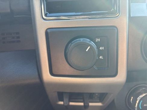 Used 2019 Ford F250 Lariat w/ Lariat Value Package AWD/4WD image 13