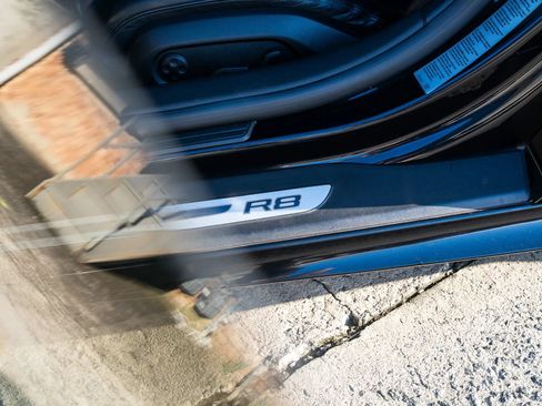 Used 2011 Audi R8 V10 AWD/4WD image 29