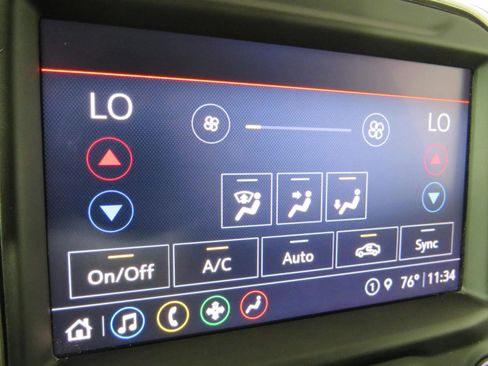 Used 2022 Chevrolet Silverado 1500 LT w/ Texas Edition Plus AWD/4WD image 21