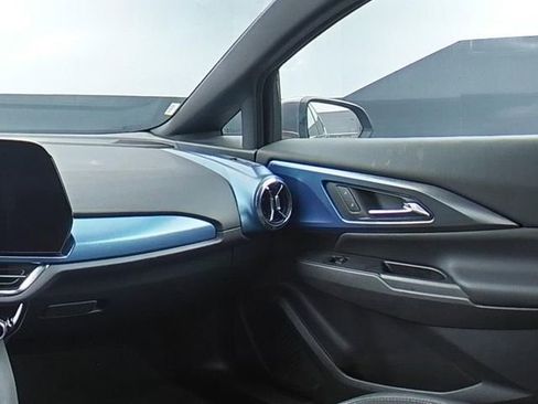 Used 2025 Chevrolet Equinox EV LT w/ Convenience Package FWD image 19