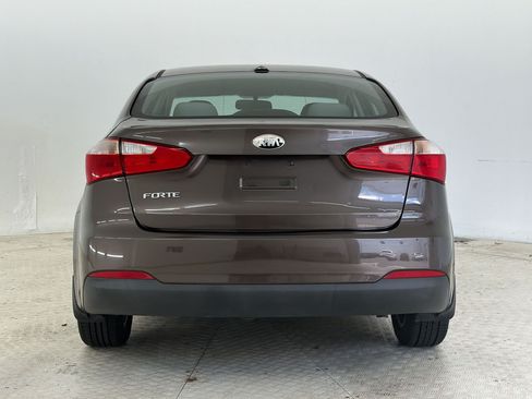 Used 2014 Kia Forte LX w/ Popular Package FWD image 10