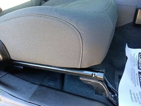 Used 2022 Jeep Wrangler Unlimited Sport image 31