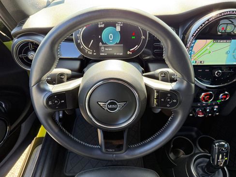 Used 2024 MINI Cooper S w/ Signature Upholstery Package FWD image 18