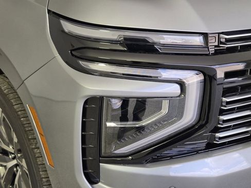 New 2026 Chevrolet Tahoe High Country AWD/4WD image 9