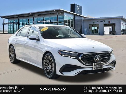 Certified 2024 Mercedes-Benz E 350 4MATIC Sedan image 3
