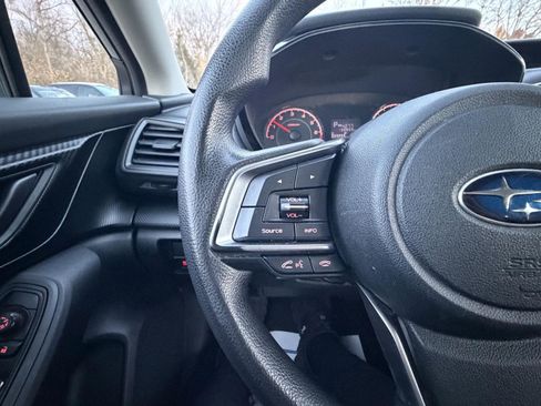 Used 2017 Subaru Impreza 2.0i image 9