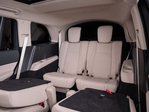 New 2026 Mercedes-Benz GLS 450 4MATIC image 31