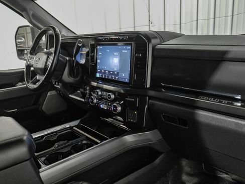 Used 2024 Ford F350 Lariat w/ FX4 Off-Road Package image 12