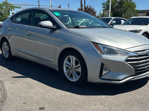 Used 2020 Hyundai Elantra Value Edition w/ Cargo Package (C1) FWD image 3