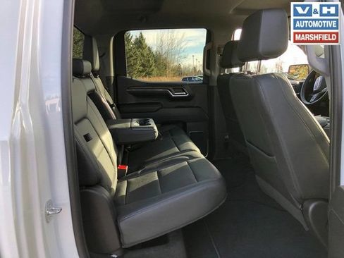 Used 2024 GMC Sierra 1500 SLT AWD/4WD image 23