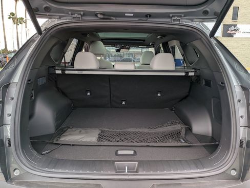 New 2025 Hyundai Tucson Limited image 24