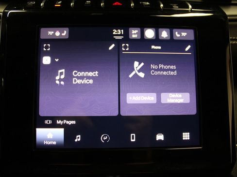 Used 2025 Jeep Grand Cherokee Altitude image 15