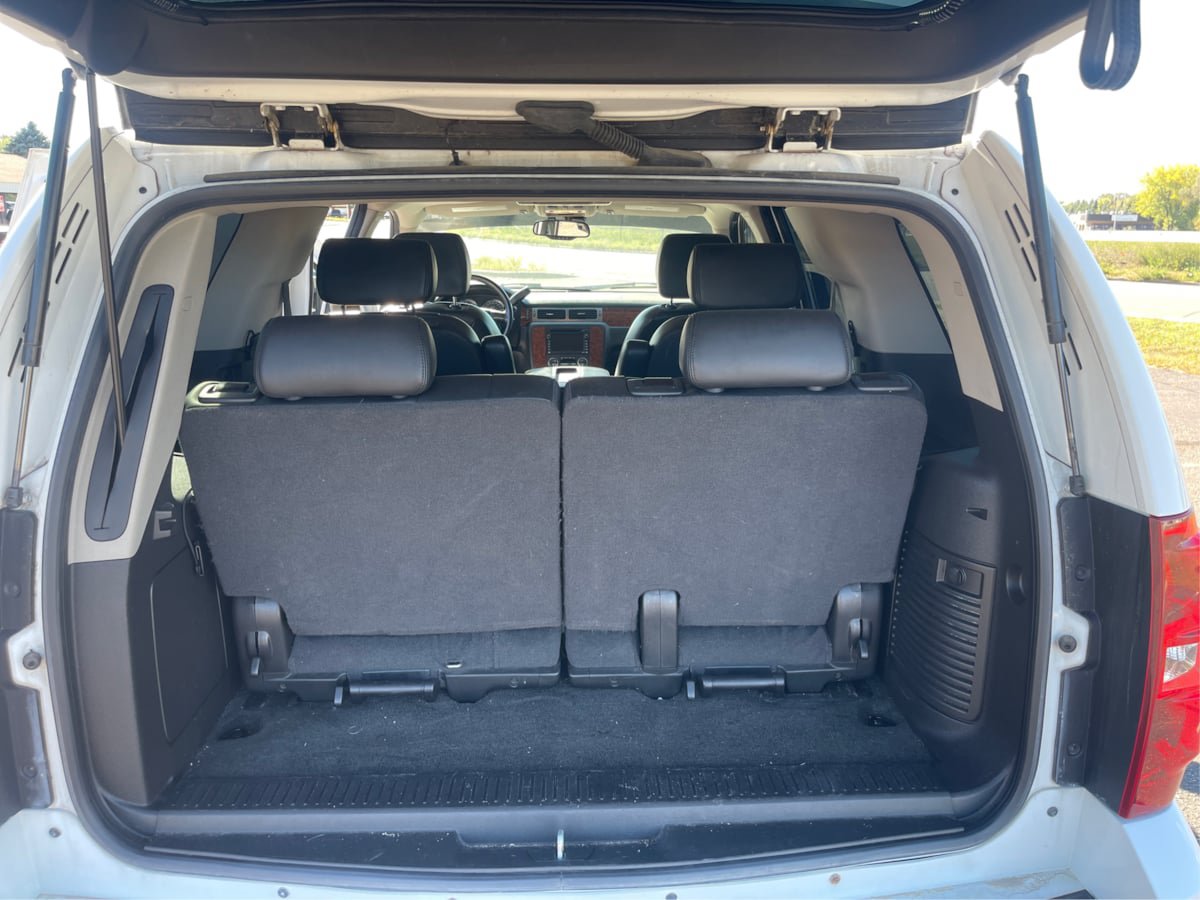 Used 2007 Chevrolet Tahoe LTZ w/ LTZ Preferred Equipment Group AWD/4WD image 12