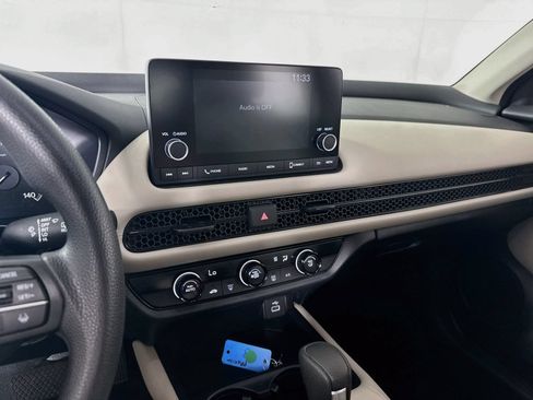 Used 2024 Honda HR-V LX image 15