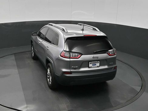 Used 2019 Jeep Cherokee Latitude Plus w/ Comfort/Convenience Group image 24