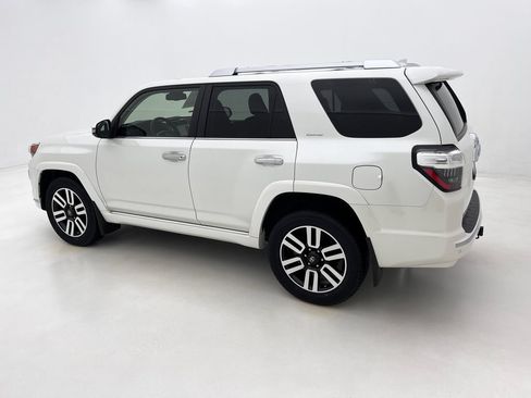 Used 2021 Toyota 4Runner Limited AWD/4WD image 10