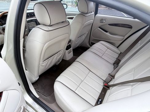 Used 2008 Jaguar S-TYPE 3.0 RWD image 16