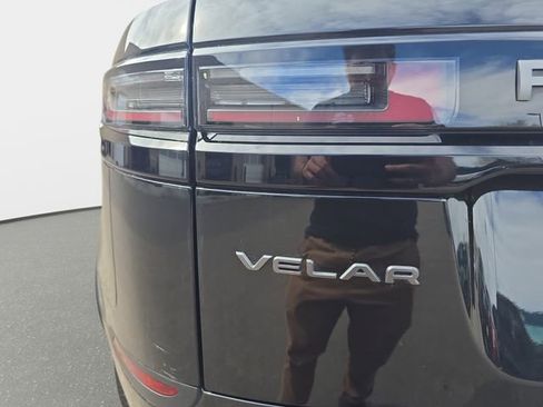 Used 2025 Land Rover Range Rover Velar S image 37