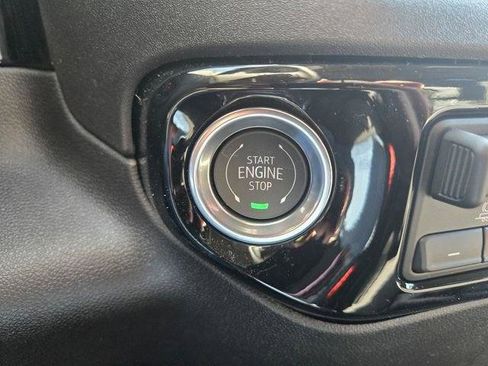 New 2026 GMC Sierra 1500 SLE w/ X31 Off-Road Package AWD/4WD image 17