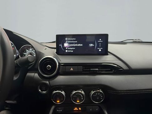 Used 2025 MAZDA MX-5 Miata RF Grand Touring RWD image 21