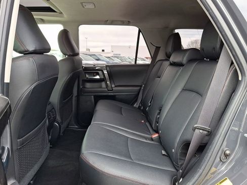 Used 2024 Toyota 4Runner TRD Off-Road Premium w/ Off Road Premium Plus Package image 10