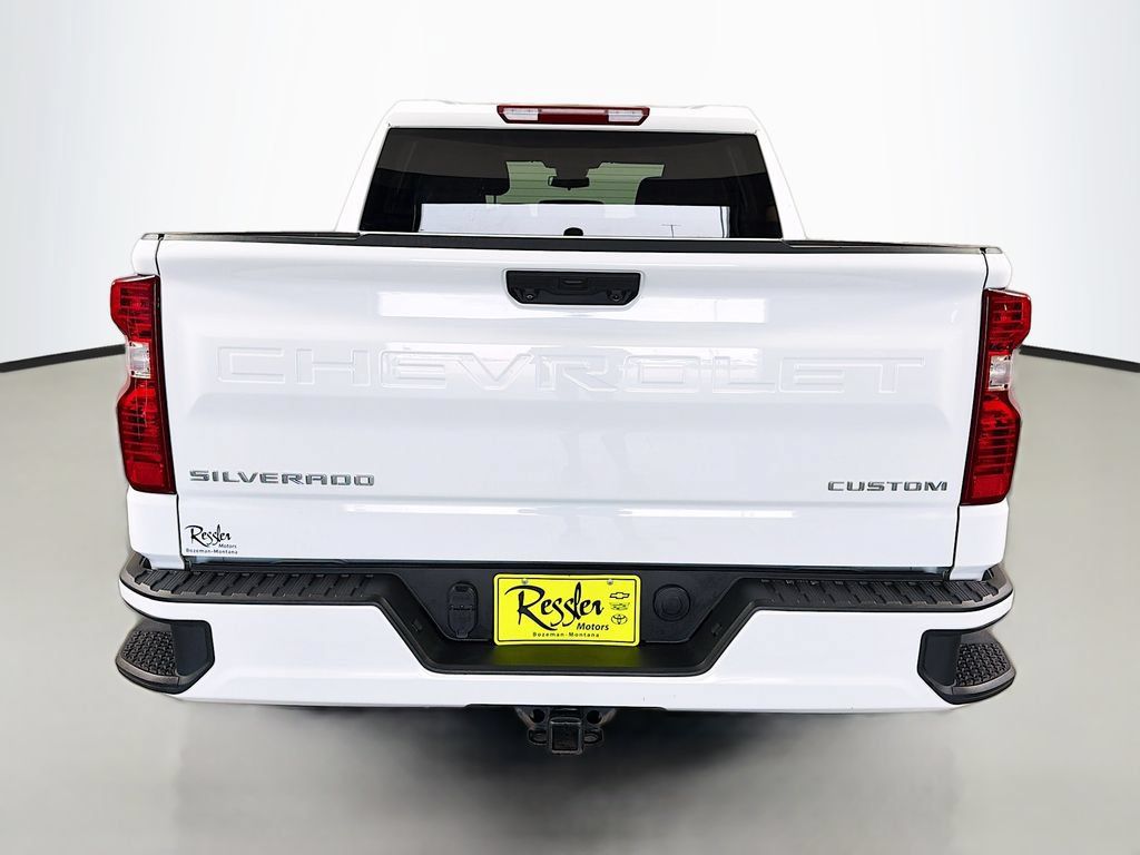 Used 2022 Chevrolet Silverado 1500 Custom AWD/4WD image 7