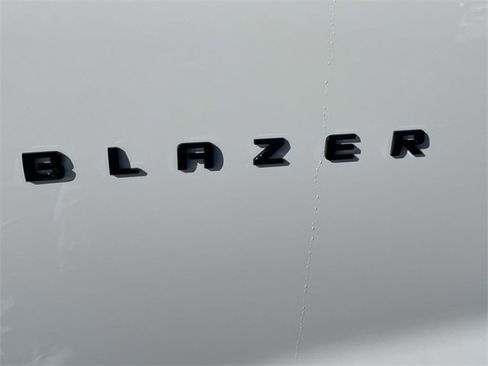New 2026 Chevrolet Blazer LT w/ Convenience Package image 7